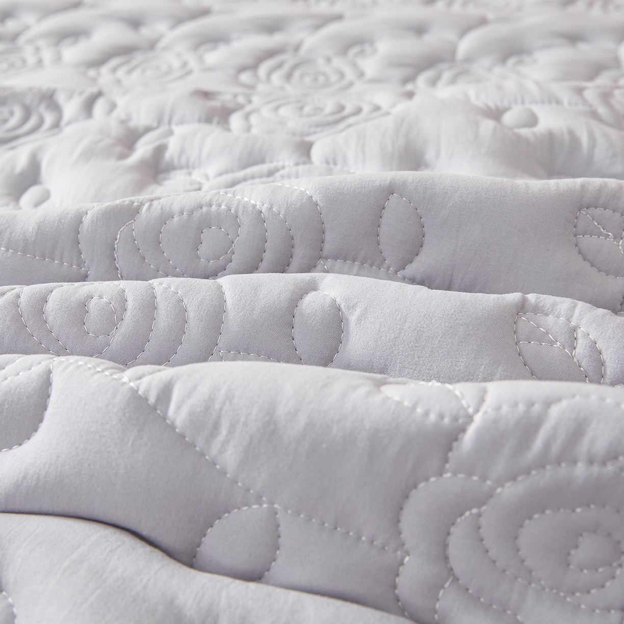 91家纺网 家纺一手货源 找家纺 柔品 2026新款牛奶棉蚕蛹蛋白夹棉单床笠 床笠单件-玫瑰伊人 玫瑰伊人 浅灰