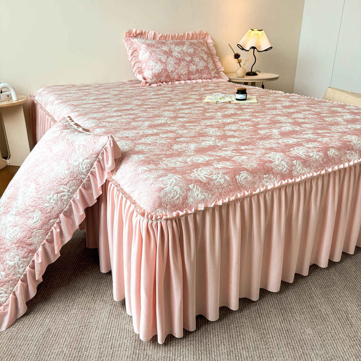 91家纺网 家纺一手货源 找家纺 柔品 2026春夏新款PE中分子床裙款凉席席子-梦里繁花 床裙 梦里繁花 粉