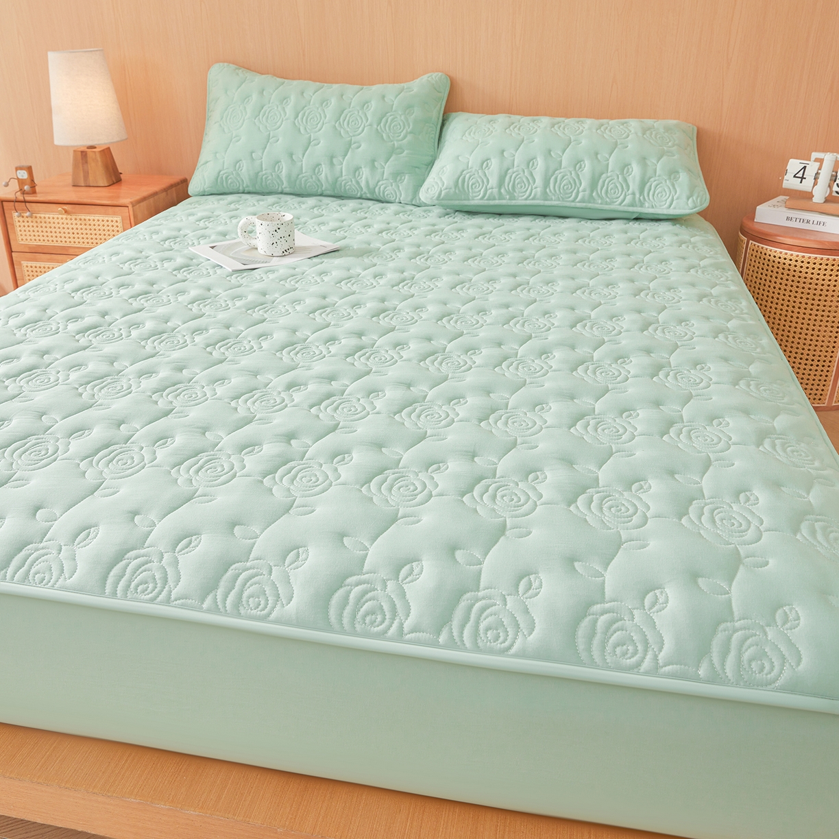 91家纺网 家纺一手货源 找家纺 柔品 2026新款牛奶棉蚕蛹蛋白夹棉单床笠 床笠单件-玫瑰伊人 玫瑰伊人 青绿