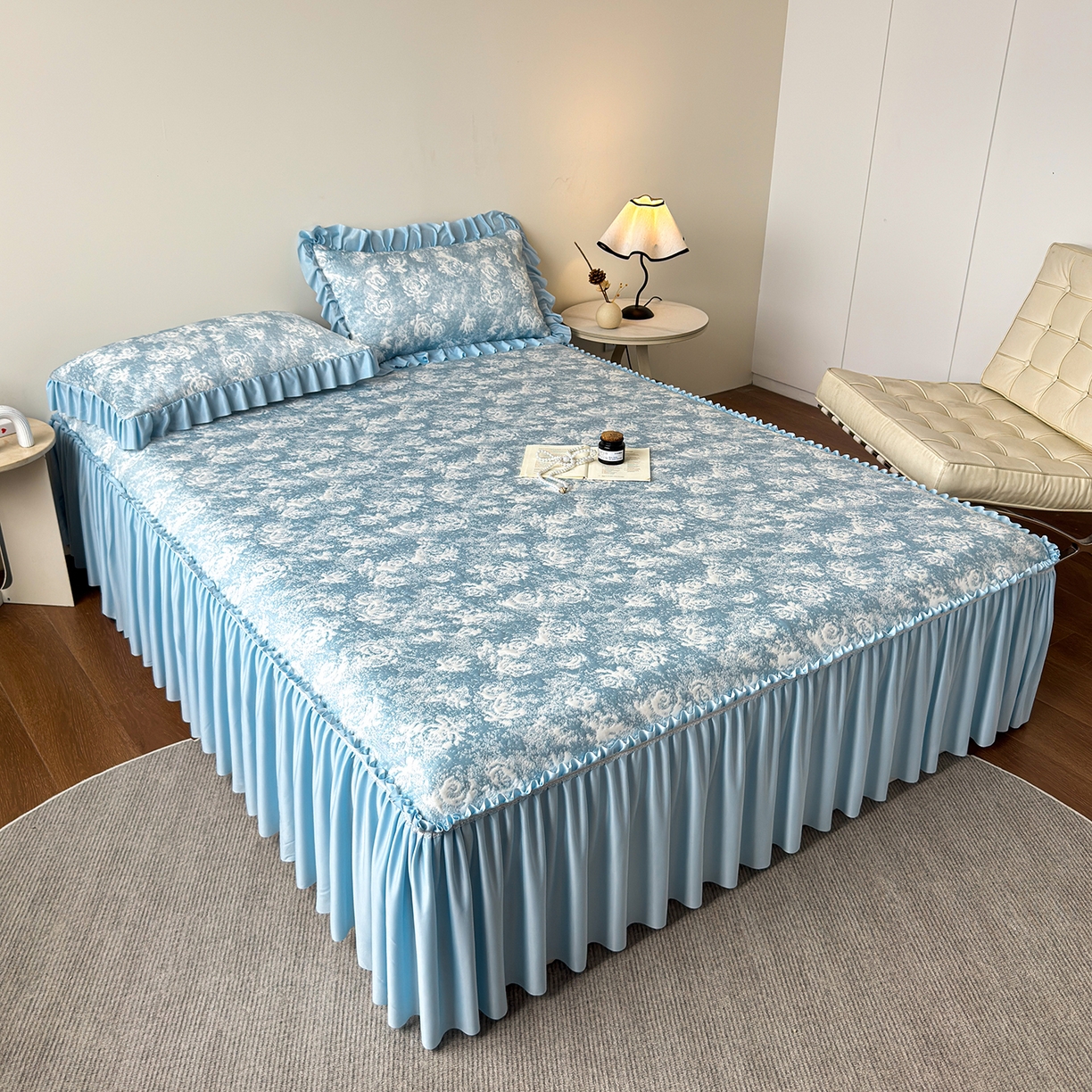 91家纺网 家纺一手货源 找家纺 柔品 2026春夏新款PE中分子床裙款凉席席子-梦里繁花 床裙 梦里繁花 蓝