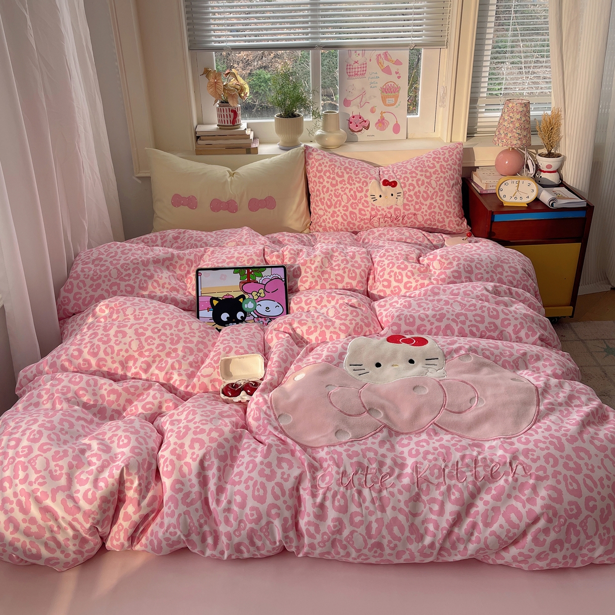 91家纺网 家纺一手货源 找家纺 （总）贝扬思家纺 2026春夏新款云朵贴布绣绣花四件套