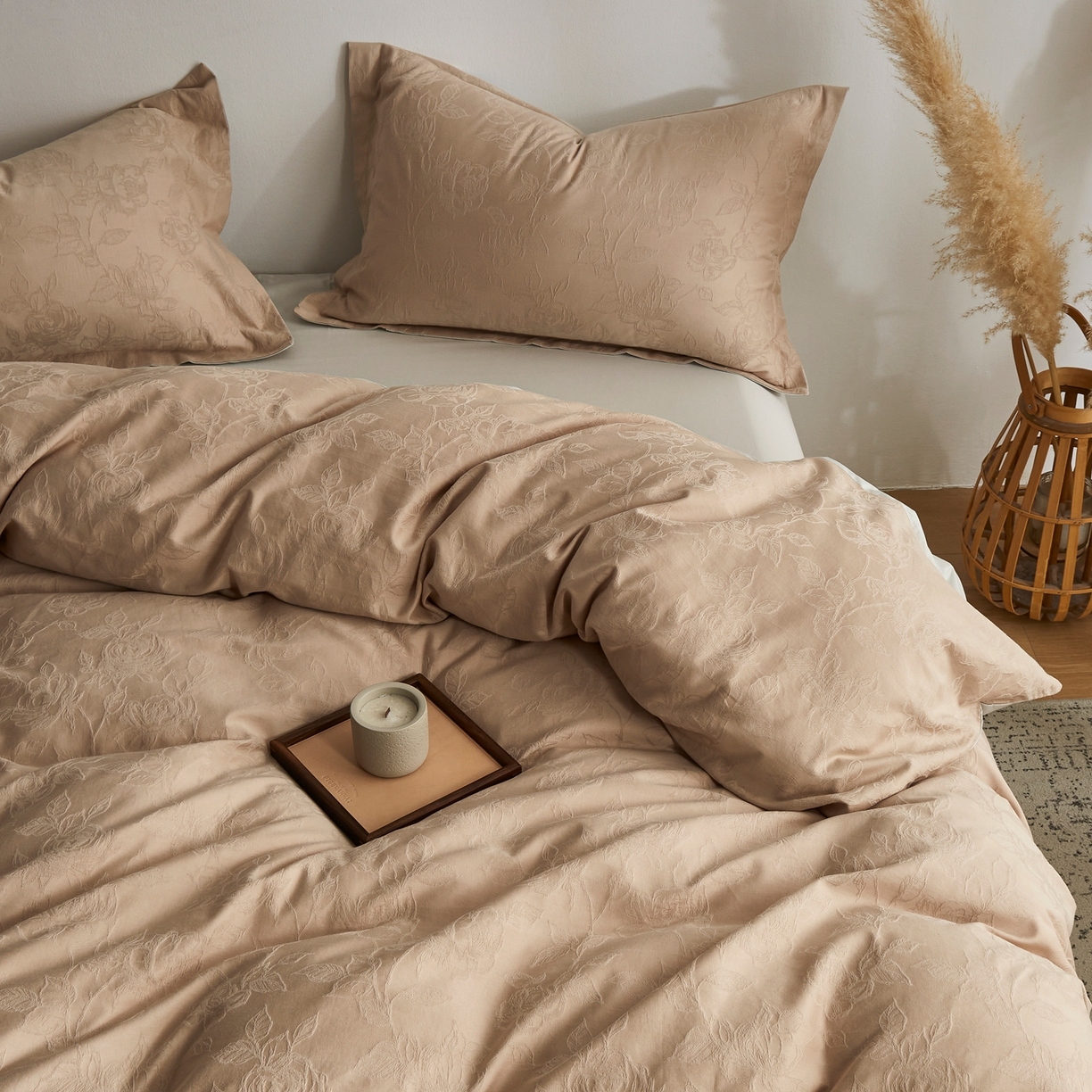 91家纺网 家纺一手货源 找家纺 顾家家居 2026新款AB面全棉厚织提花四件套 芍药-芸黄