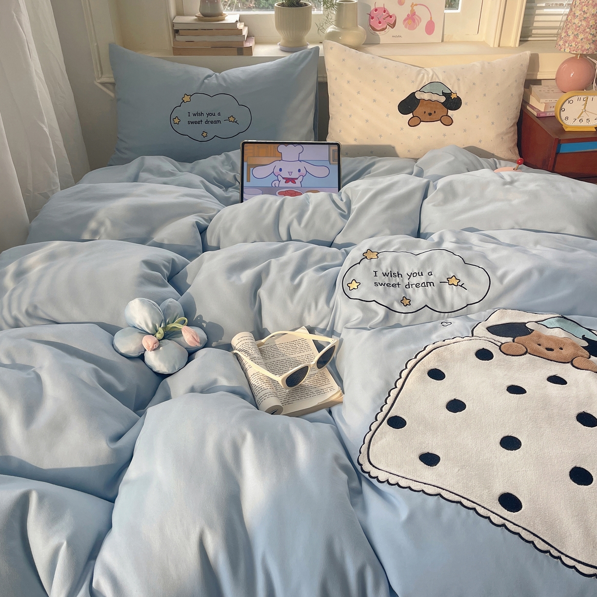 91家纺网 家纺一手货源 找家纺 贝扬思家纺 2026春夏新款云朵贴布绣绣花四件套 好梦小狗