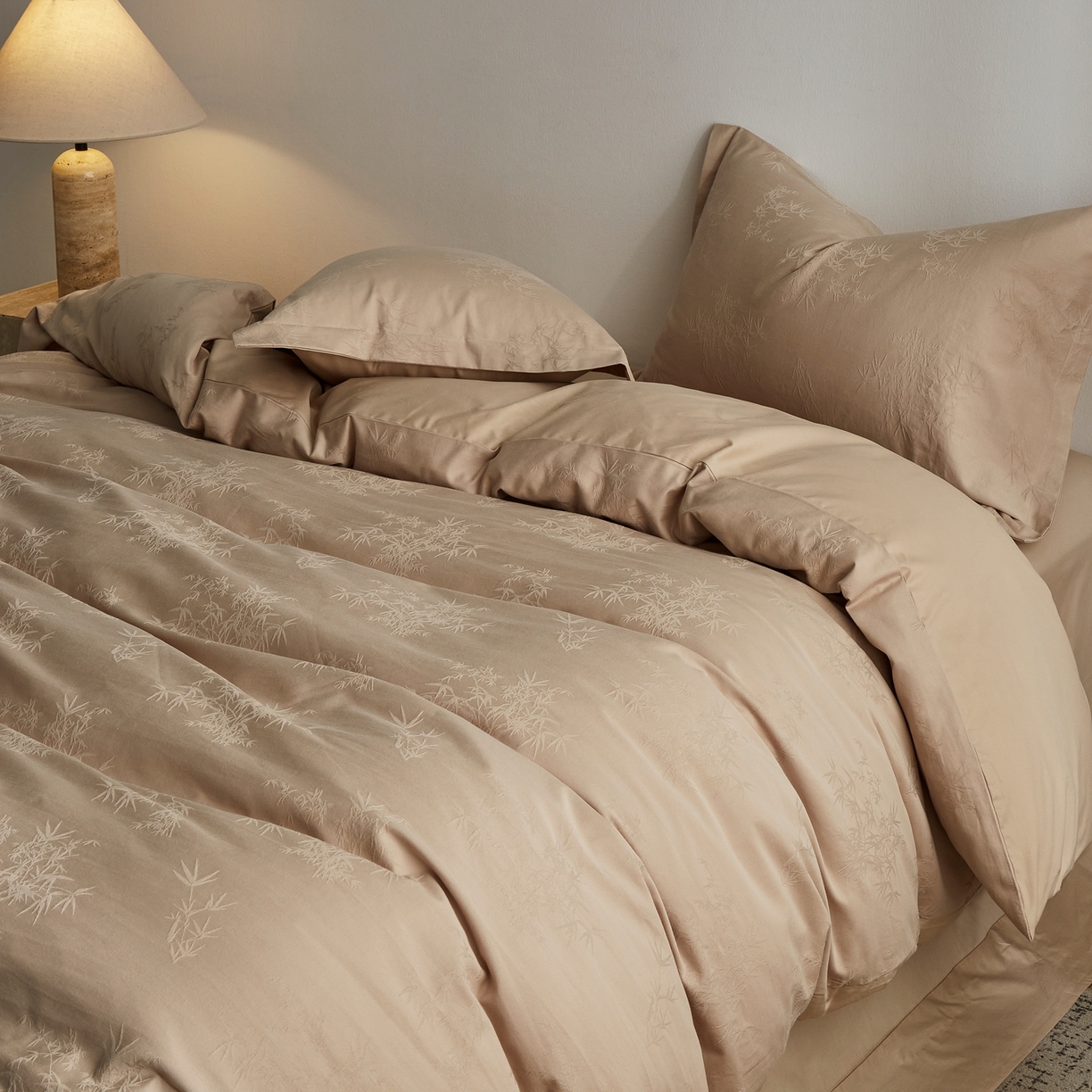 91家纺网 家纺一手货源 找家纺 顾家家居 2026新款AB面全棉厚织提花四件套 竹沁- 芸黄