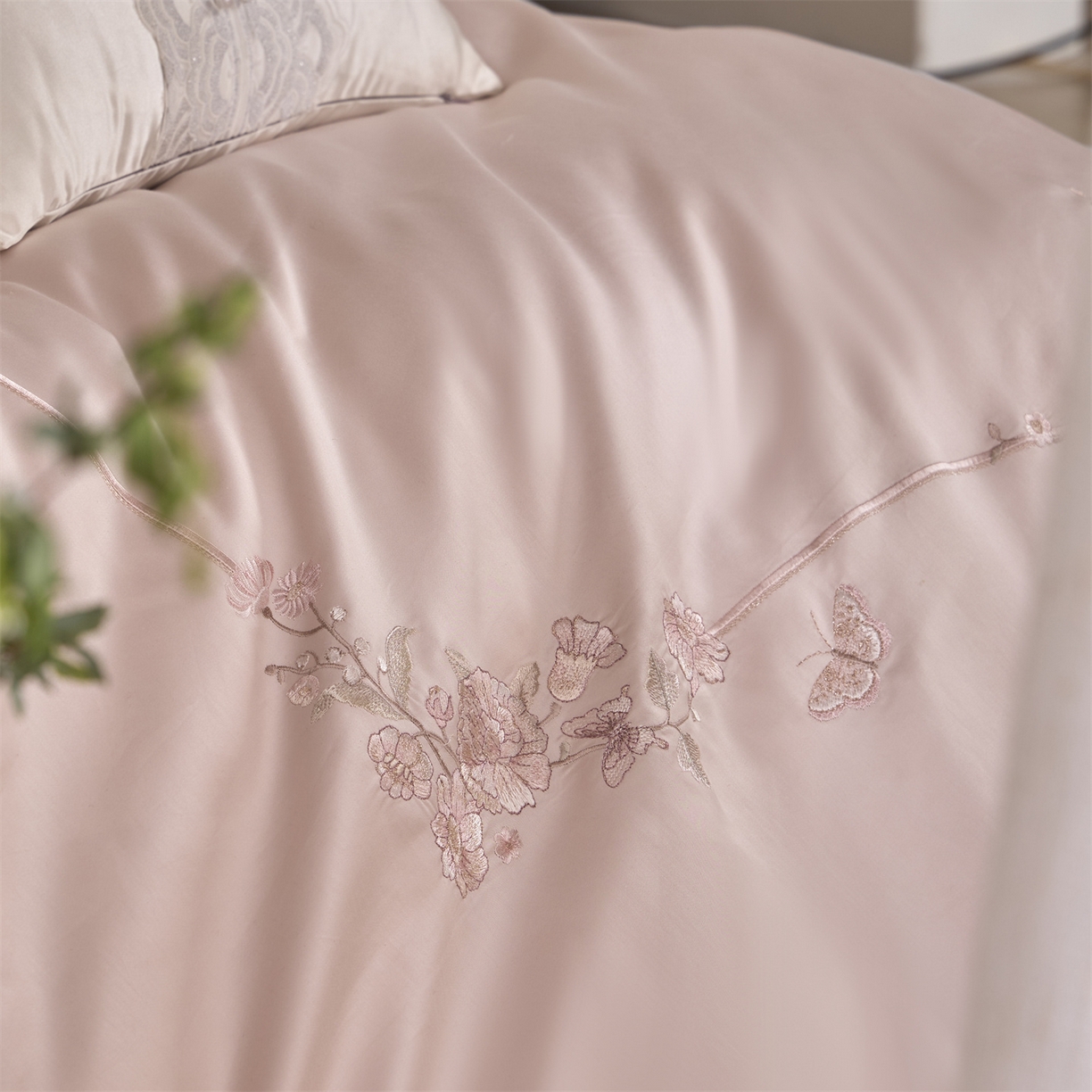 91家纺网 家纺一手货源 找家纺 玖玖爱家纺 2026新款160支奢织黄金长绒棉四件套-安娜花园 安娜花园-木槿粉