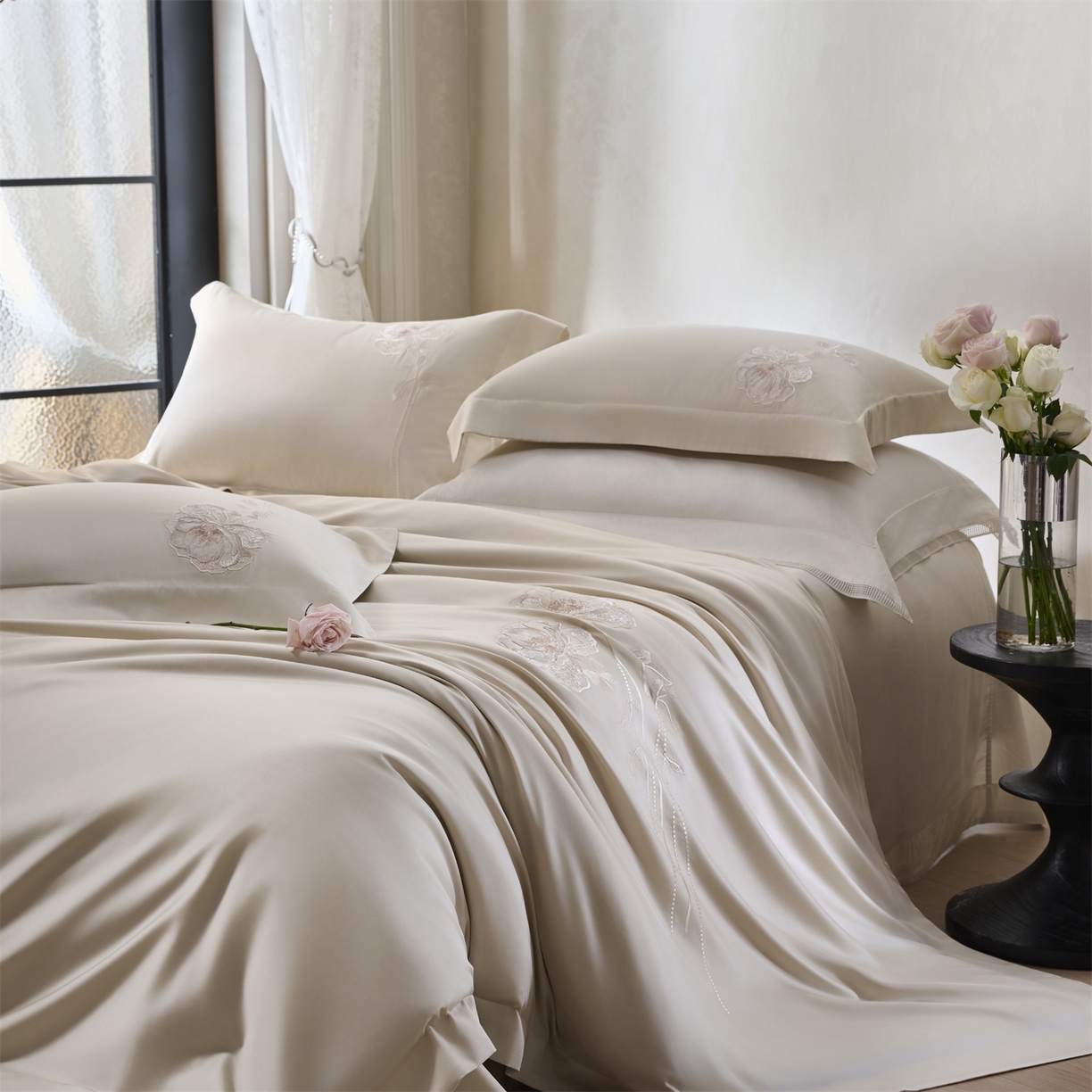 91家纺网 家纺一手货源 找家纺 玖玖爱家纺 2026新款奢织轻云柔棉长绒棉四件套-月下繁花 月下繁花-香槟灰