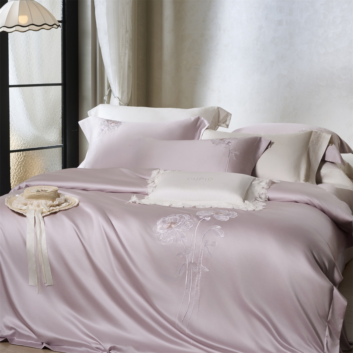 91家纺网 家纺一手货源 找家纺 玖玖爱家纺 2026新款奢织轻云柔棉长绒棉四件套-月下繁花 月下繁花-烟紫