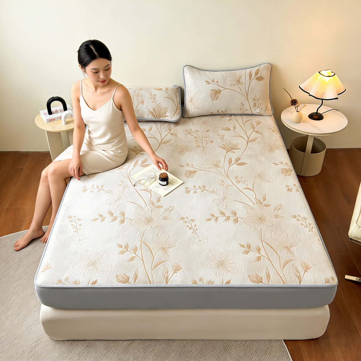 91家纺网 家纺一手货源 找家纺 柔品 2026春夏新款PE中分子床笠款凉席席子 巴黎印象 卡其