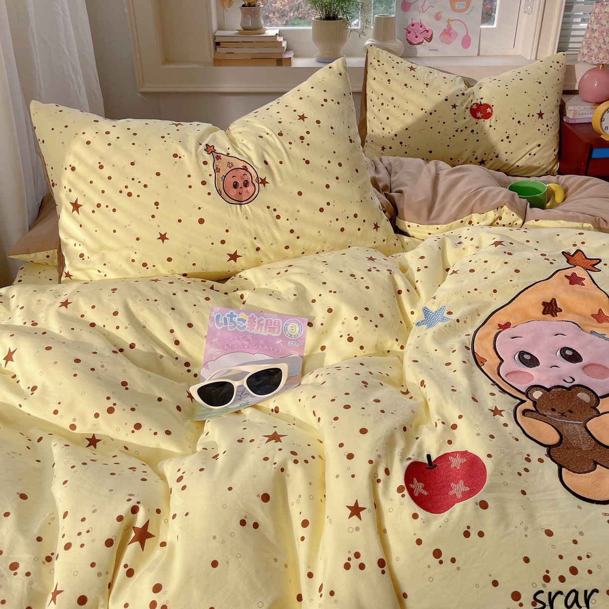 91家纺网 家纺一手货源 找家纺 贝扬思家纺 2026春夏新款云朵贴布绣绣花四件套 微笑星星