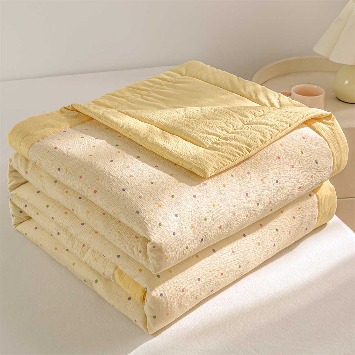 91家纺网 家纺一手货源 找家纺 晓时候 2026新款A类云感双层纱夏被棉花被小清新印花夏凉被空调被 多彩波点