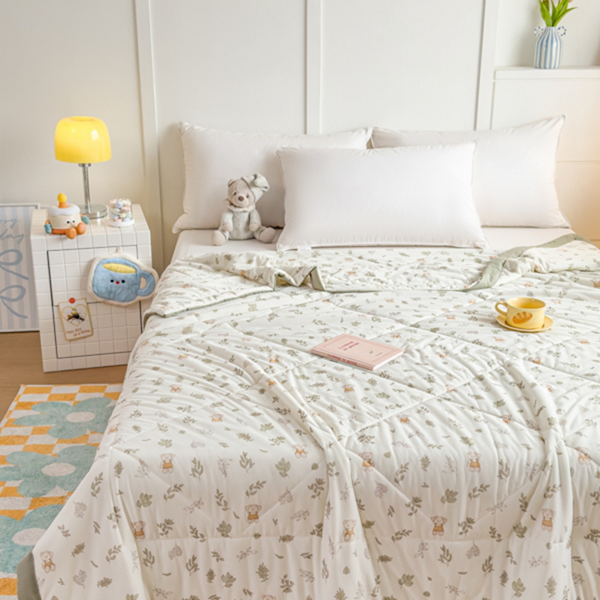 91家纺网 家纺一手货源 找家纺 帕拉美拉 2026新款A类印花冰凉丝凉感丝手包大宽边夏被 林间小熊