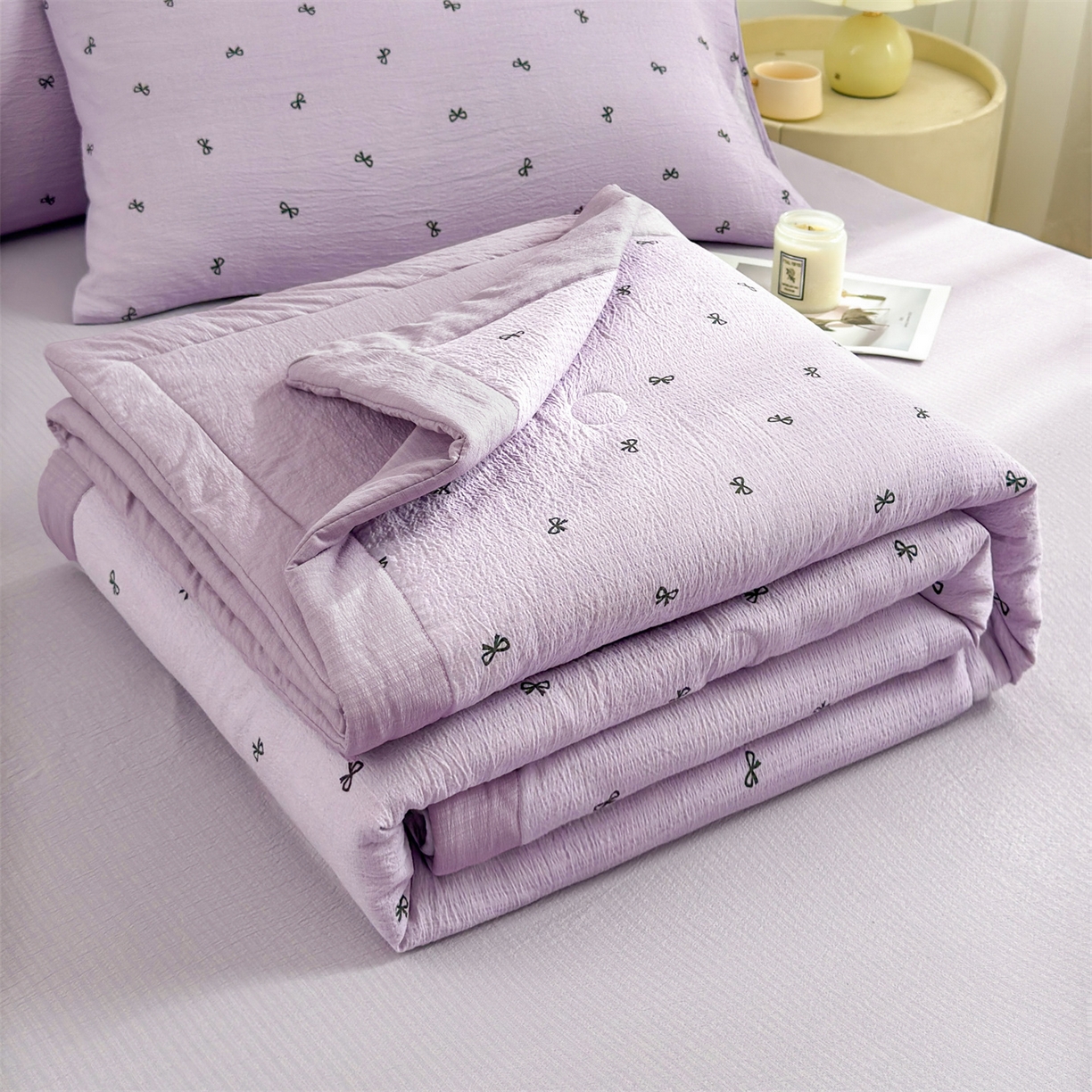 91家纺网 家纺一手货源 找家纺 晓时候 2026新款A类云感双层纱夏被棉花被小清新印花夏凉被空调被 蝴蝶结-紫