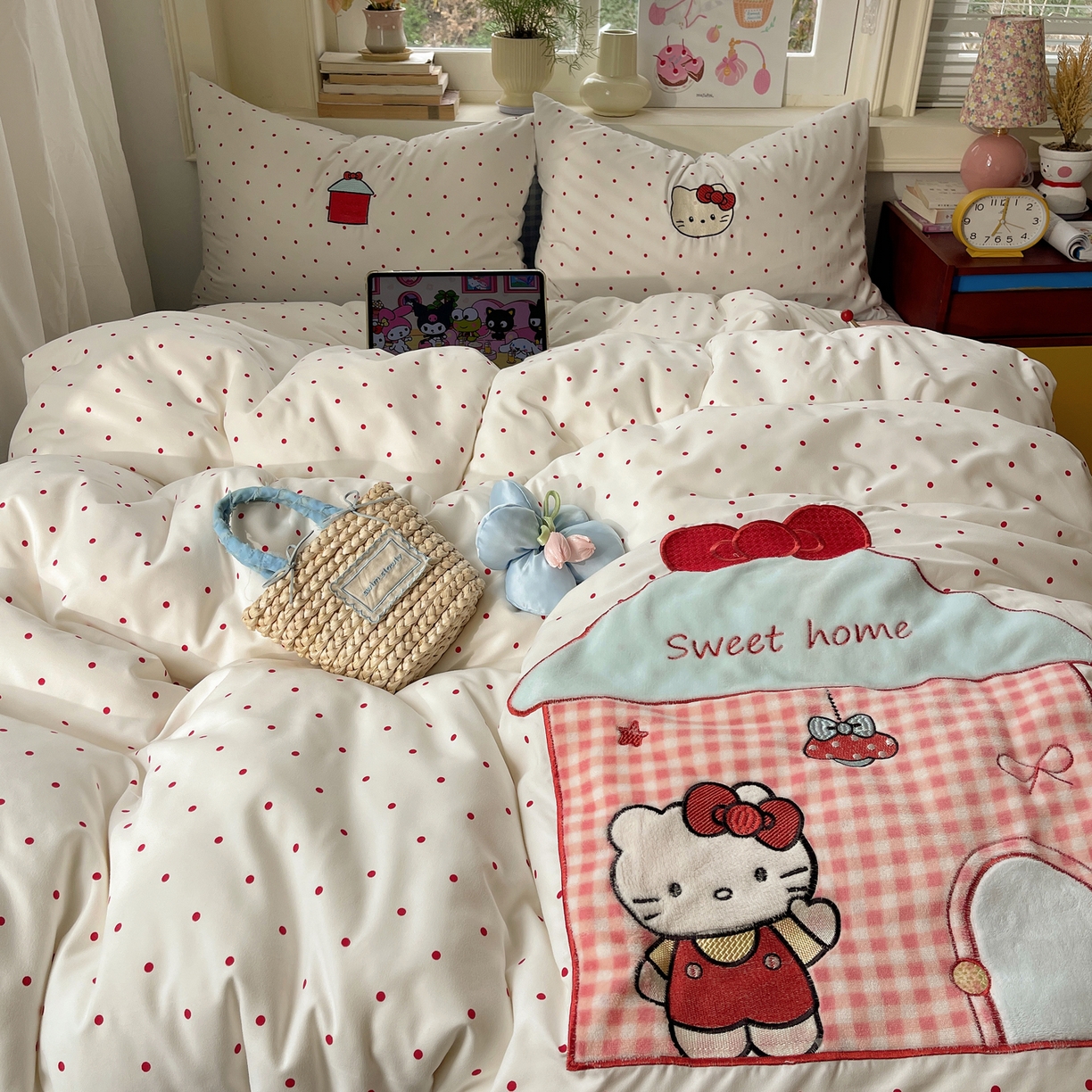 91家纺网 家纺一手货源 找家纺 贝扬思家纺 2026春夏新款云朵贴布绣绣花四件套 猫猫小家