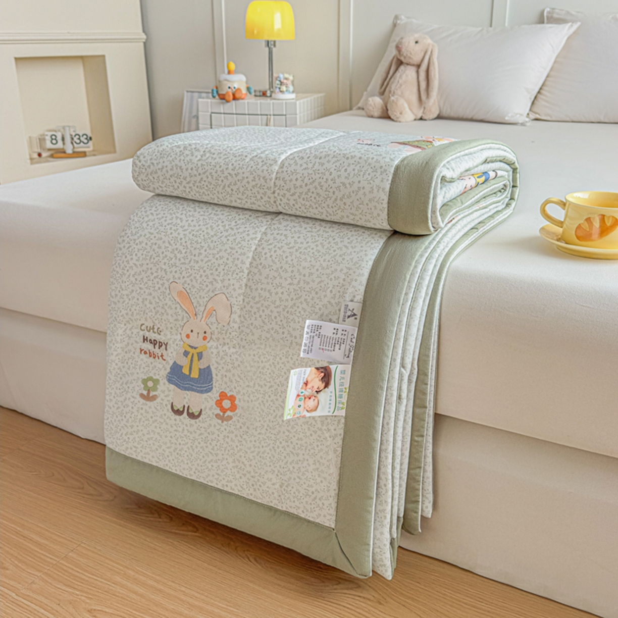 91家纺网 家纺一手货源 找家纺 帕拉美拉 2026新款A类印花冰凉丝凉感丝手包大宽边夏被 萌兔乐园