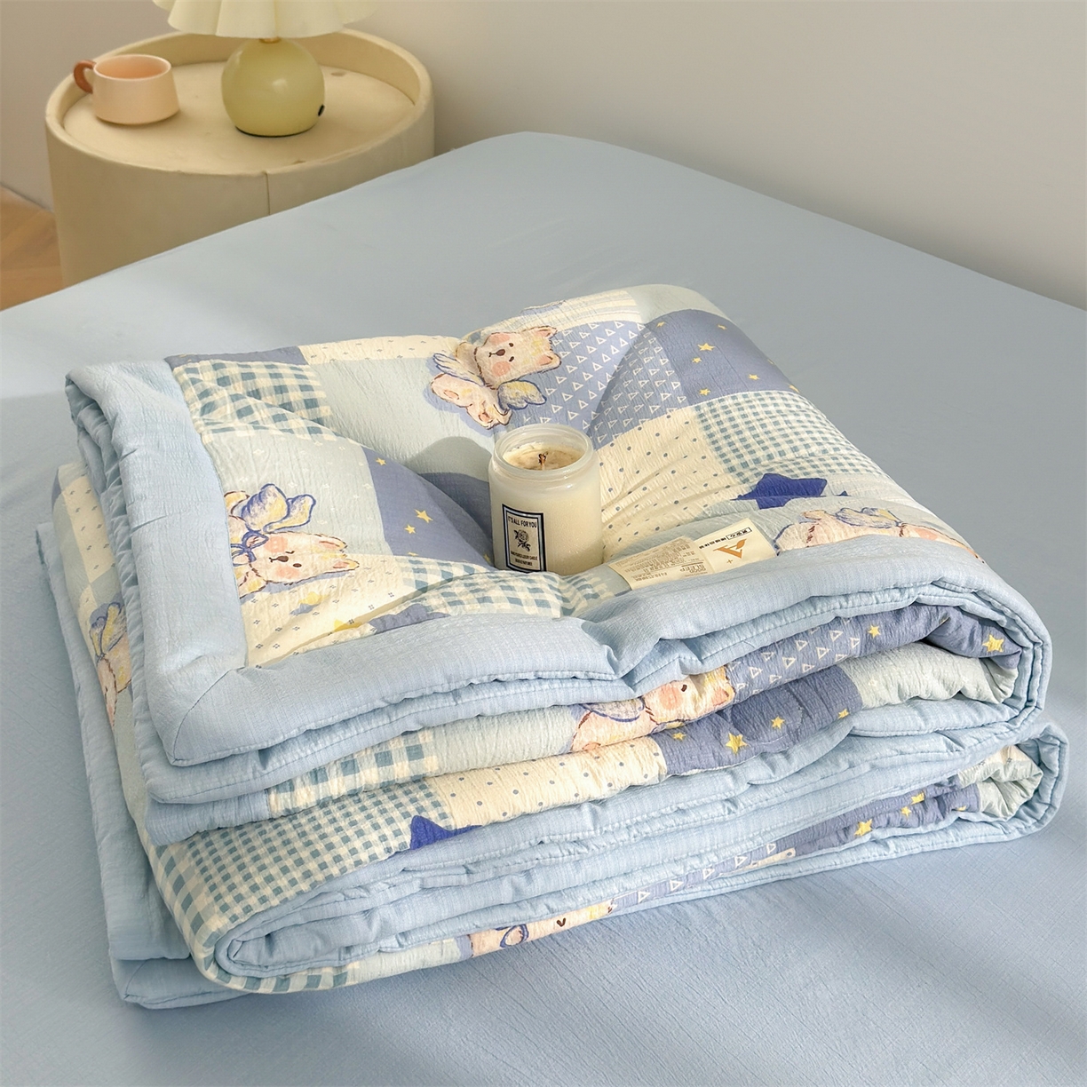 91家纺网 家纺一手货源 找家纺 晓时候 2026新款A类云感双层纱夏被棉花被小清新印花夏凉被空调被 蓝色泡芙狗