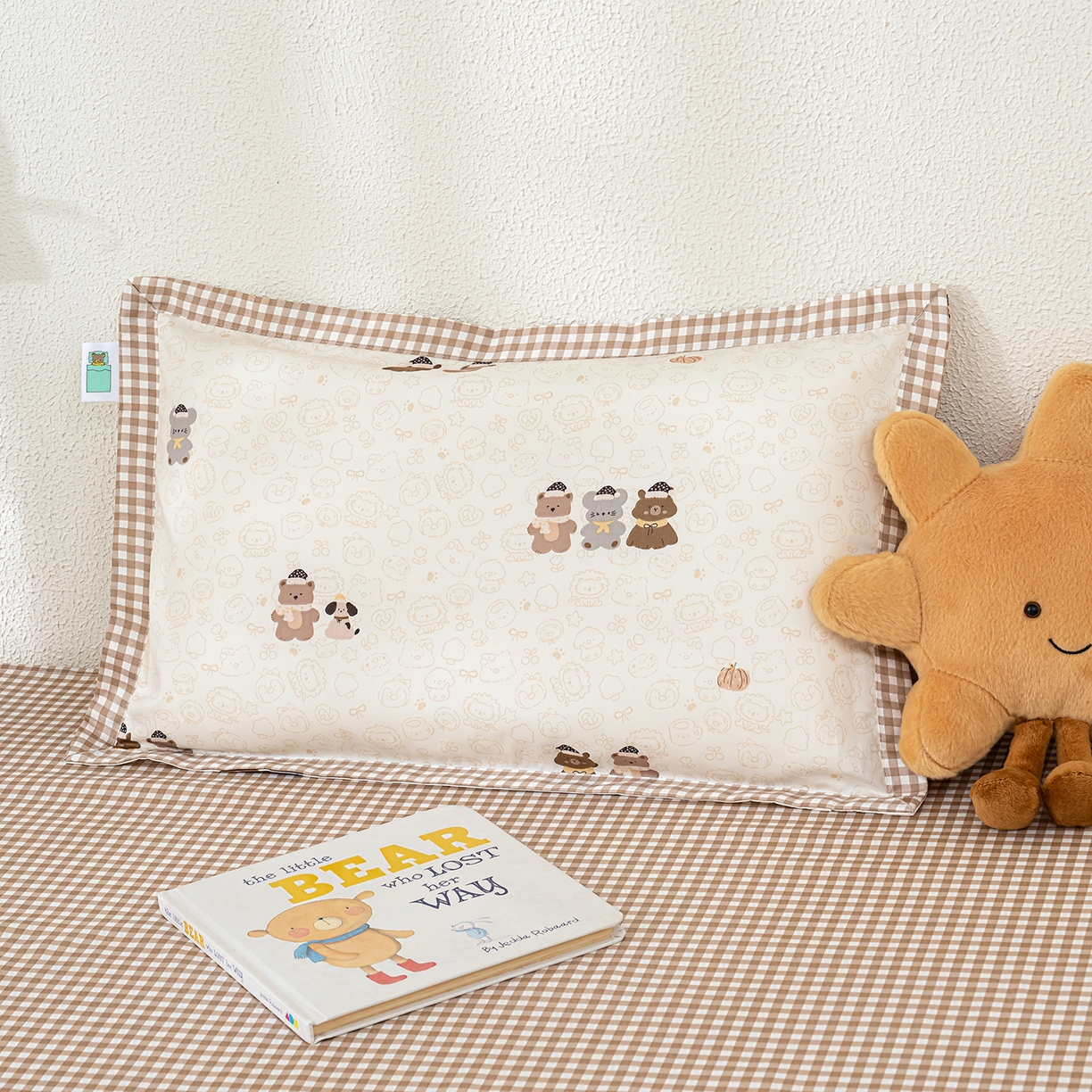 91家纺网 家纺一手货源 找家纺 良佐生活 2026新款A类60支全棉贡缎长绒棉单件被套 小熊一家