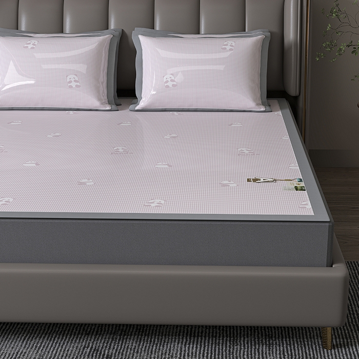 91家纺网 家纺一手货源 找家纺 小牛席业 2026新款双PE高凉感-熊猫格纹提花冰丝席凉席竹席藤席冰藤席乳胶席豆豆席 粉色