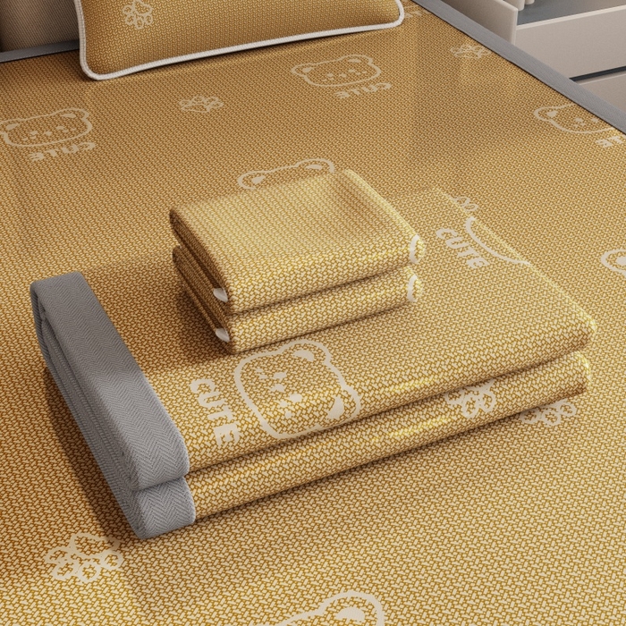 91家纺网 家纺一手货源 找家纺 福来临家纺 2026新款印花冰丝席席子凉席-床席款床笠款 开心小熊咖-床席款