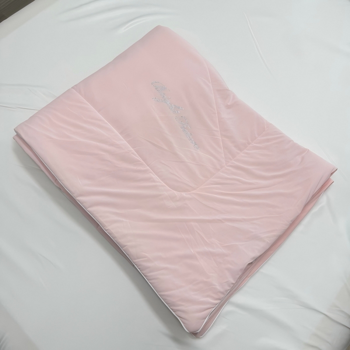 91家纺网 家纺一手货源 找家纺 申龙家纺  2026新款仿锦氨凉感丝夏凉被 玉粉