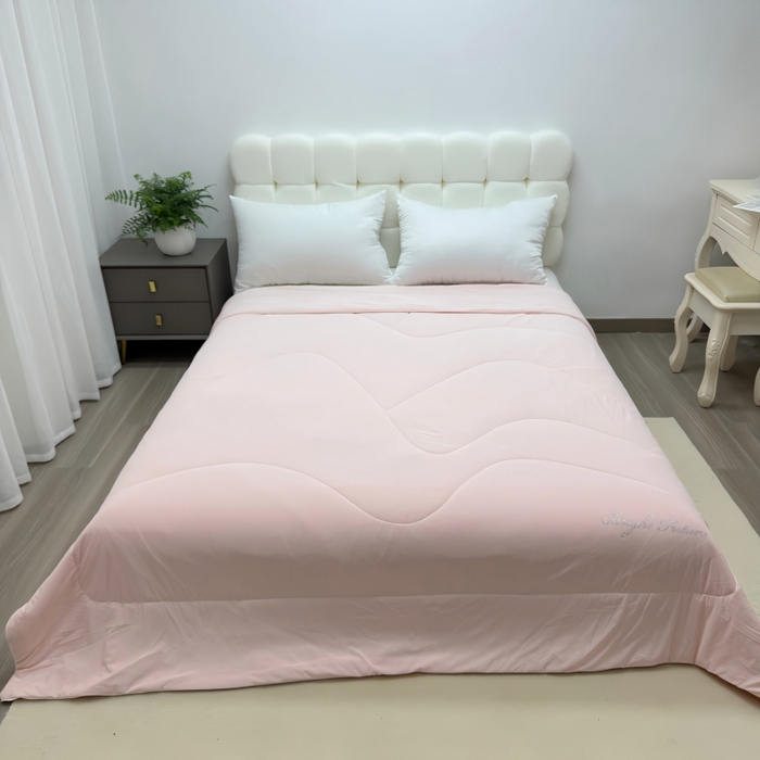 91家纺网 家纺一手货源 找家纺 申龙家纺  2026新款仿锦氨凉感丝夏凉被 玉粉