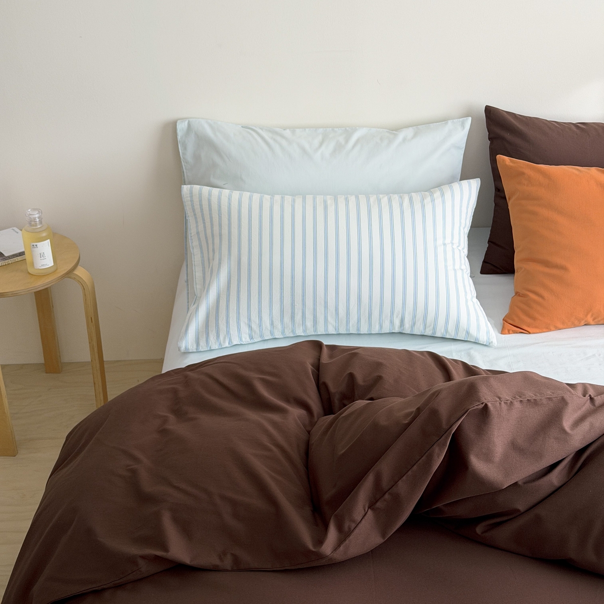 91家纺网 家纺一手货源 找家纺 蜜宿 2026新款纯色混搭全棉纯棉40s水洗棉四件套 海盐栗子（枕套混搭）