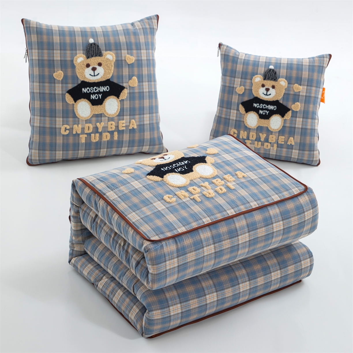 （总）宝马家纺（原梦童画） 2026新款全棉色织帽子熊抱枕被