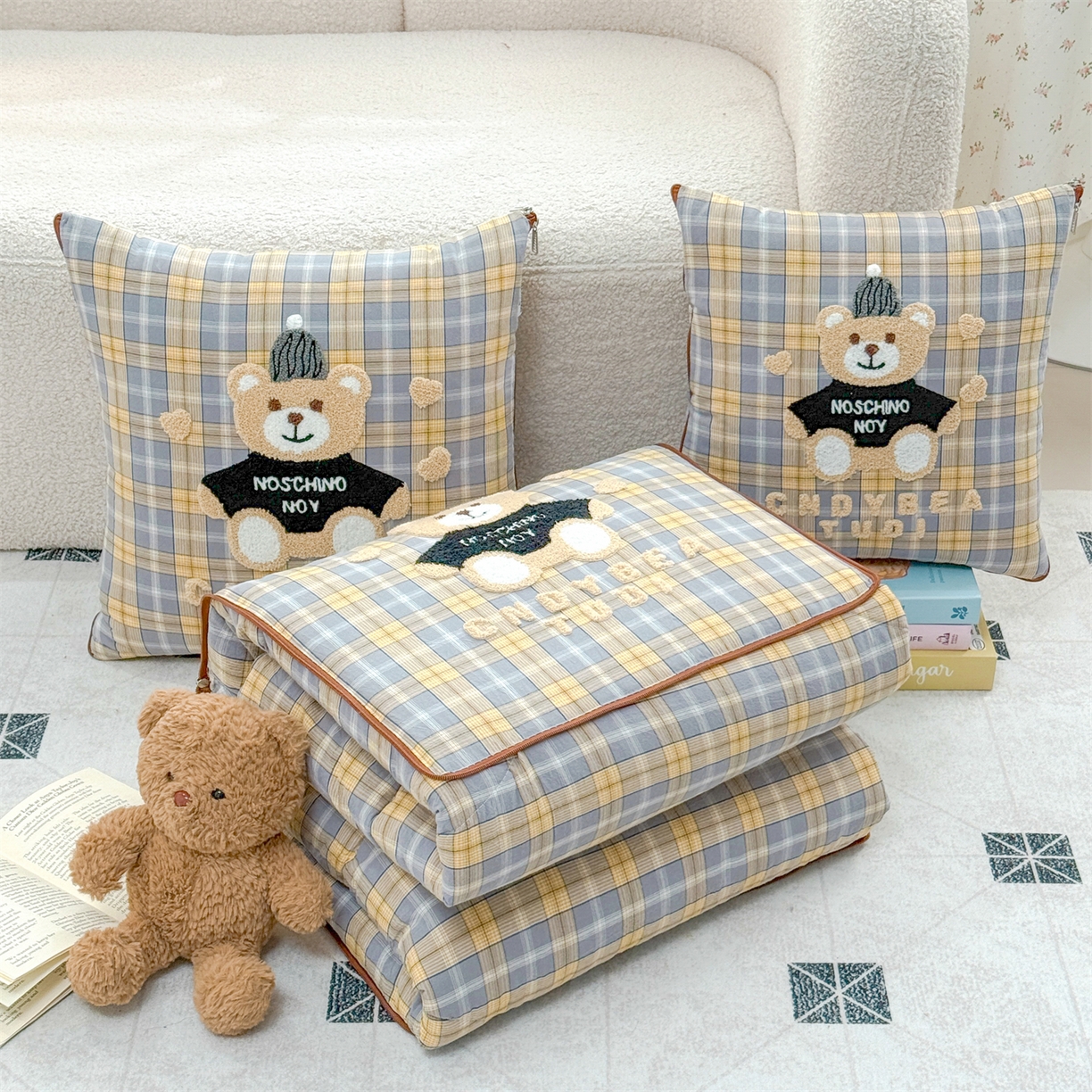 91家纺网 家纺一手货源 找家纺 （总）宝马家纺（原梦童画） 2026新款全棉色织帽子熊抱枕被