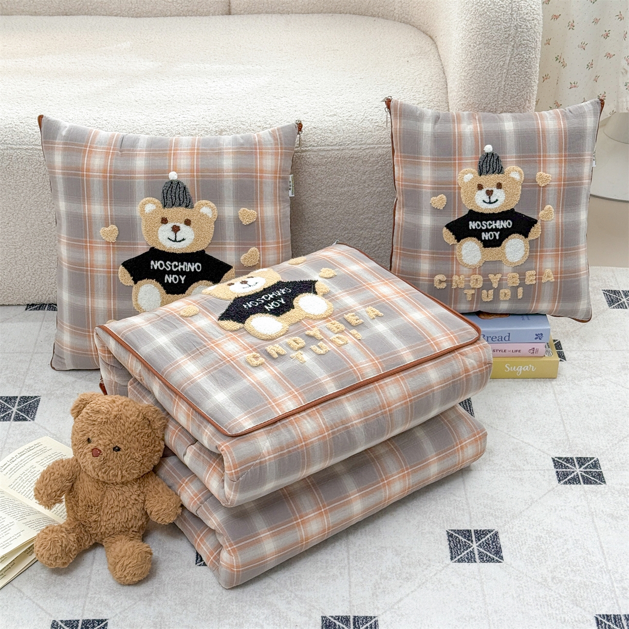 91家纺网 家纺一手货源 找家纺 （总）宝马家纺（原梦童画） 2026新款全棉色织帽子熊抱枕被