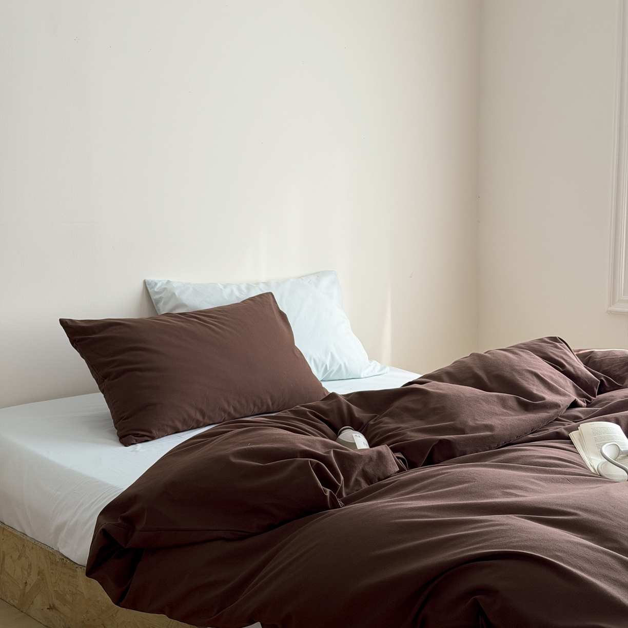 91家纺网 家纺一手货源 找家纺 蜜宿 2026新款纯色混搭全棉纯棉40s水洗棉四件套 海盐栗子（枕套南瓜泥+可可棕）