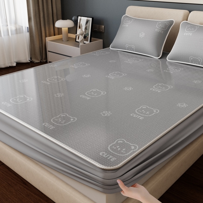 91家纺网 家纺一手货源 找家纺 福来临家纺 2026新款印花冰丝席席子凉席-床席款床笠款 开心小熊灰-床笠款