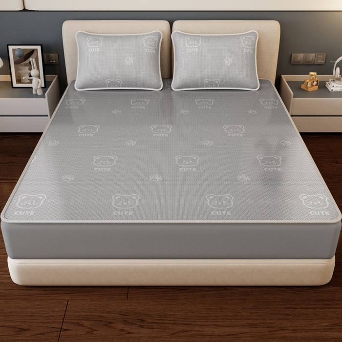 91家纺网 家纺一手货源 找家纺 福来临家纺 2026新款印花冰丝席席子凉席-床席款床笠款 开心小熊灰-床笠款