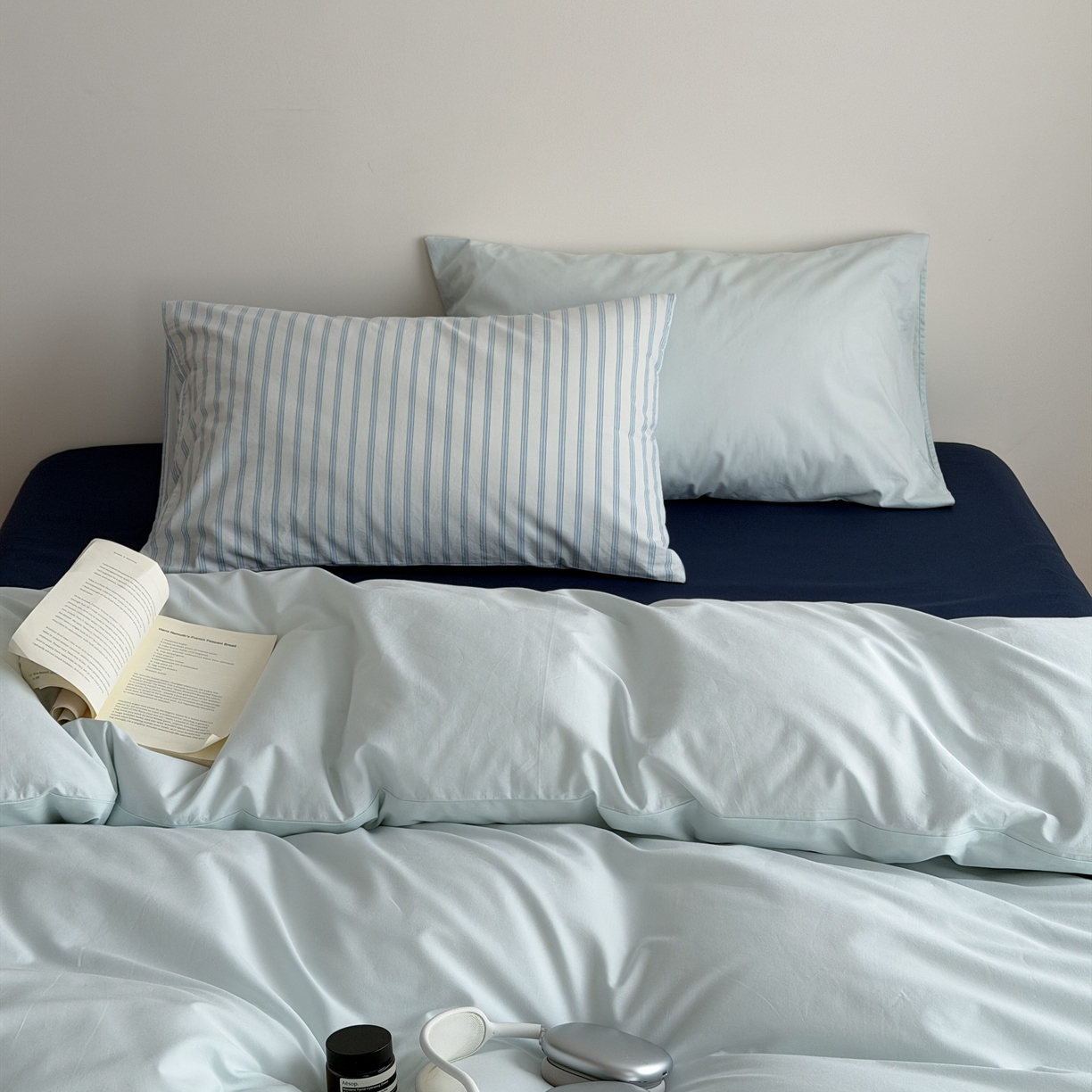 91家纺网 家纺一手货源 找家纺 蜜宿 2026新款纯色混搭全棉纯棉40s水洗棉四件套 气泡森林（枕套蓝绿竖条+气泡绿）