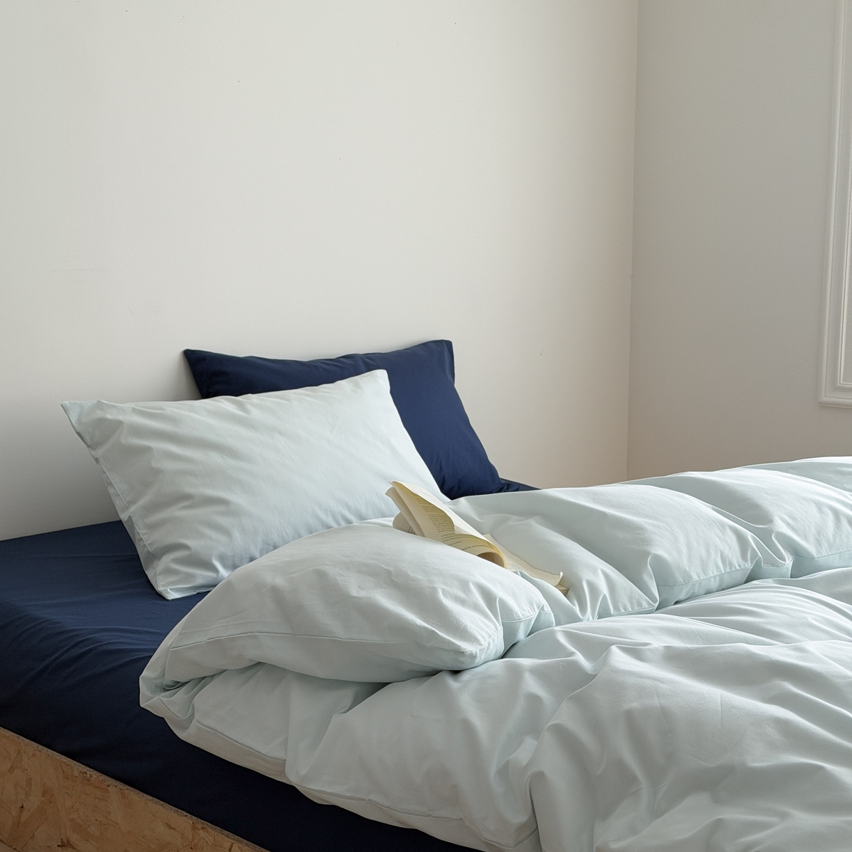 91家纺网 家纺一手货源 找家纺 蜜宿 2026新款纯色混搭全棉纯棉40s水洗棉四件套 气泡森林（枕套蓝绿竖条+气泡绿）