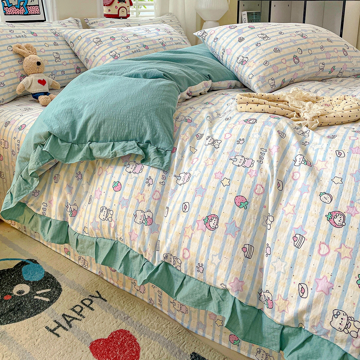 91家纺网 家纺一手货源 找家纺 纽缦家纺 2026新款云感提花双层纱韩版床单三件套四件套 切块草莓猫