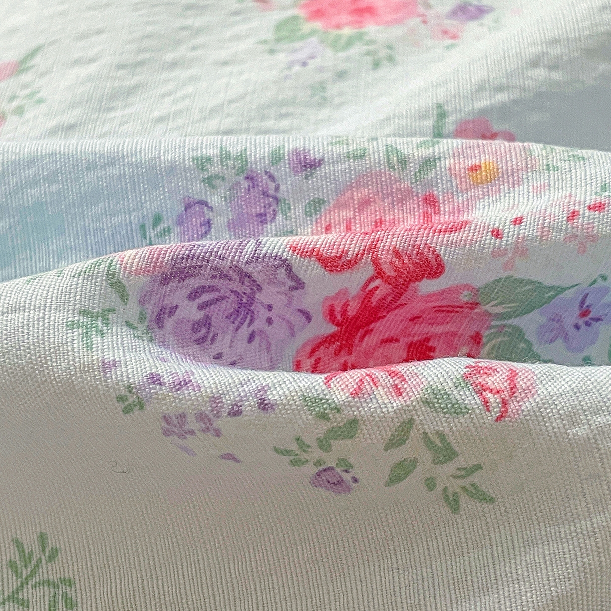 91家纺网 家纺一手货源 找家纺 纽缦家纺 2026新款云感提花双层纱韩版床单三件套四件套 清风与雾蓝