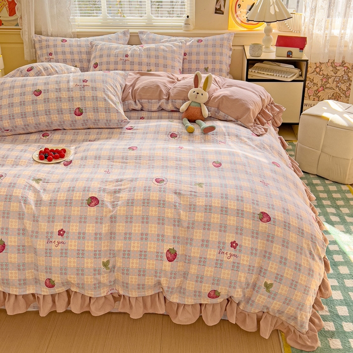 91家纺网 家纺一手货源 找家纺 纽缦家纺 2026新款云感提花双层纱韩版床单三件套四件套 有草莓的地方