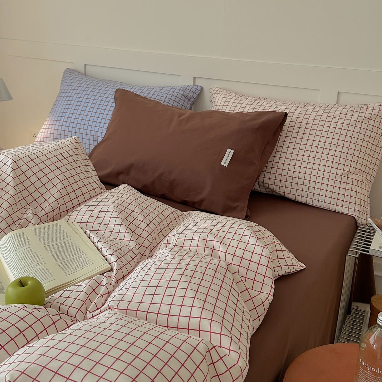 91家纺网 家纺一手货源 找家纺 山茶家居-原创设计 2026春夏新款简约全棉纯棉格子印花四件套-莫里亚 莫里亚-白格