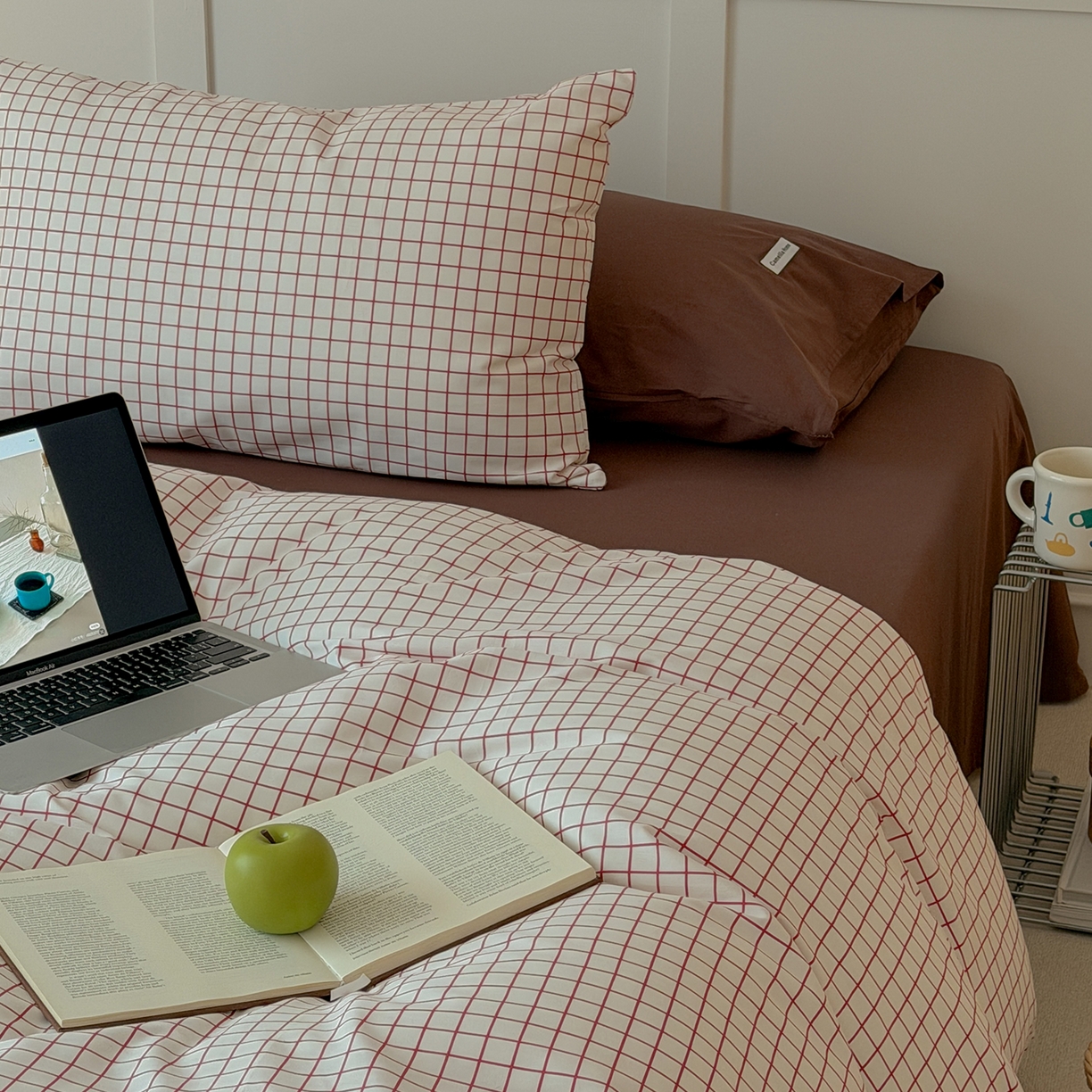 91家纺网 家纺一手货源 找家纺 山茶家居-原创设计 2026春夏新款简约全棉纯棉格子印花四件套-莫里亚 莫里亚-白格