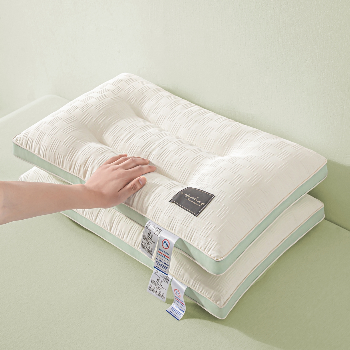 91家纺网 家纺一手货源 找家纺 （总）贵夫人 2026春夏新款黑标压花分区枕 枕头枕芯