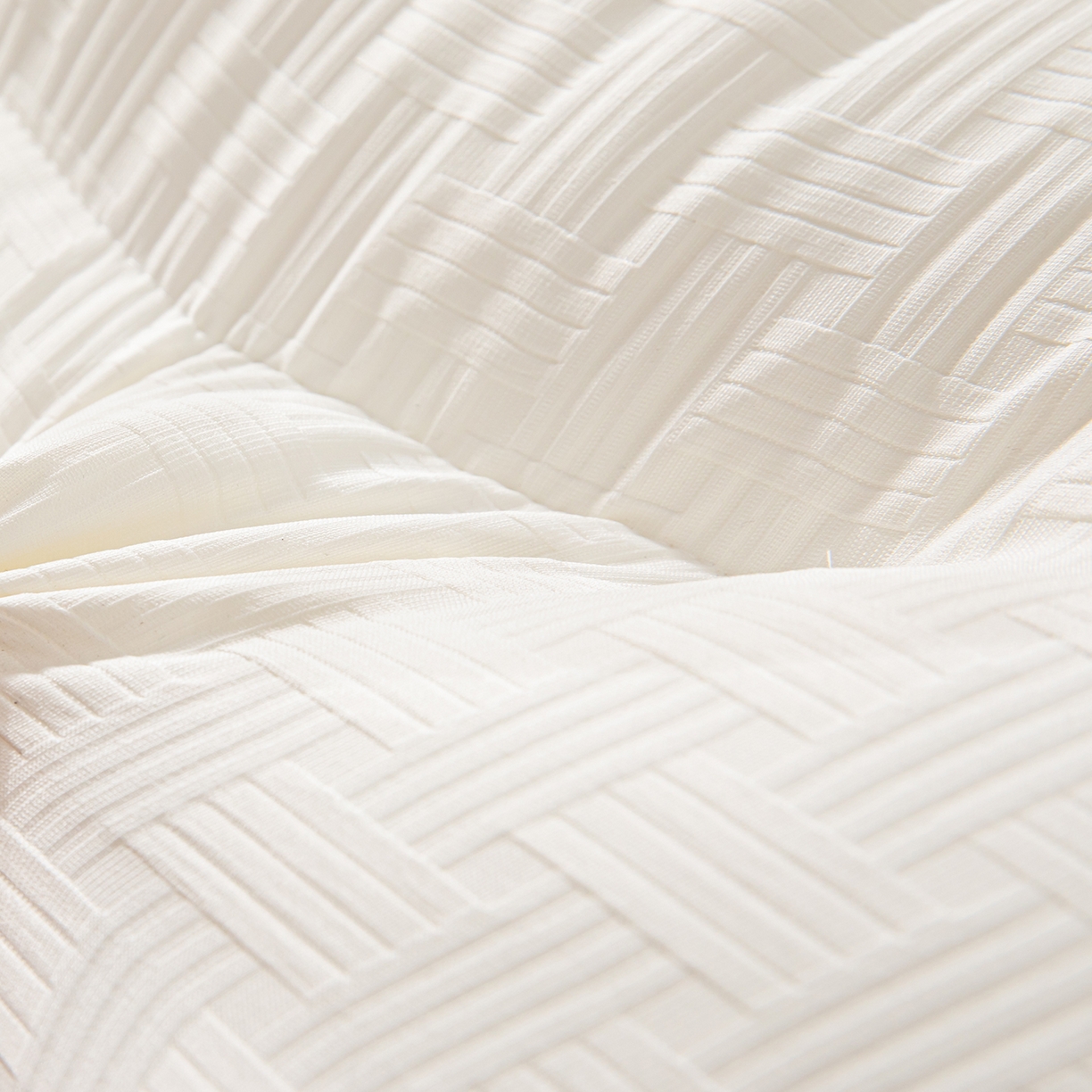 91家纺网 家纺一手货源 找家纺 （总）贵夫人 2026春夏新款黑标压花分区枕 枕头枕芯