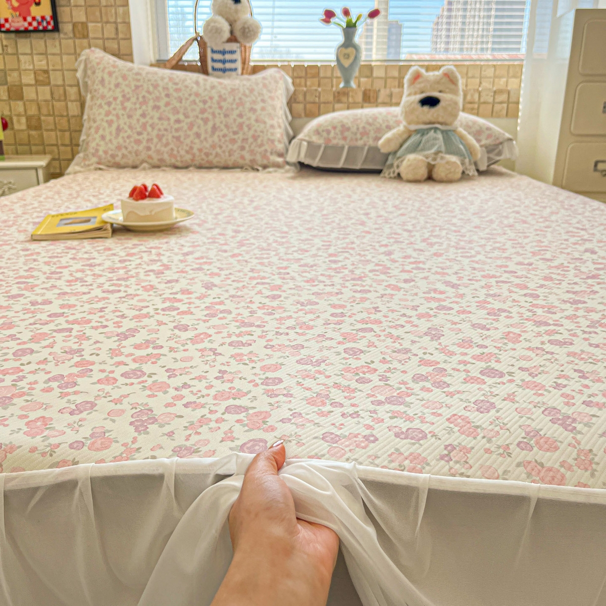 91家纺网 家纺一手货源 找家纺 川悦生活 2026新款雪纺冰丝床裙凉席三件套 床裙清新花芋