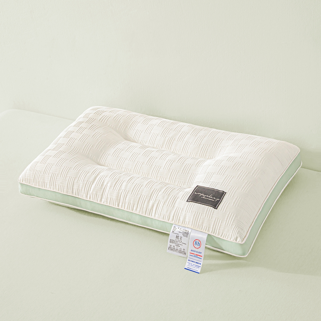 91家纺网 家纺一手货源 找家纺 贵夫人 2026春夏新款黑标压花分区枕 枕头枕芯 单只高枕