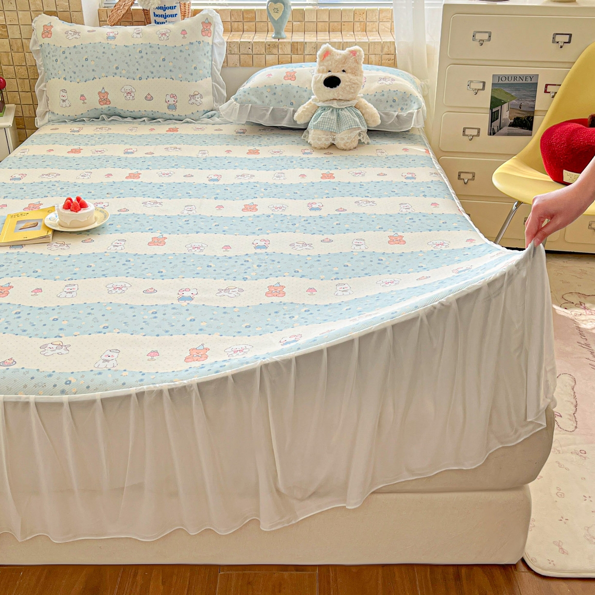 91家纺网 家纺一手货源 找家纺 川悦生活 2026新款雪纺冰丝床裙凉席三件套 床裙花田乐园