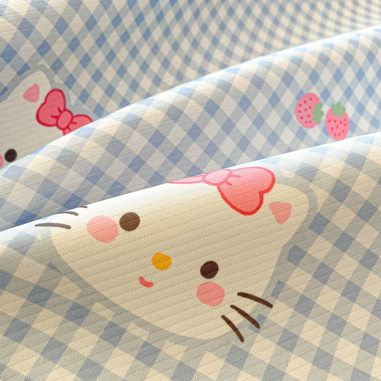 91家纺网 家纺一手货源 找家纺 川悦生活 2026新款雪纺冰丝床裙凉席三件套 床裙草莓喵