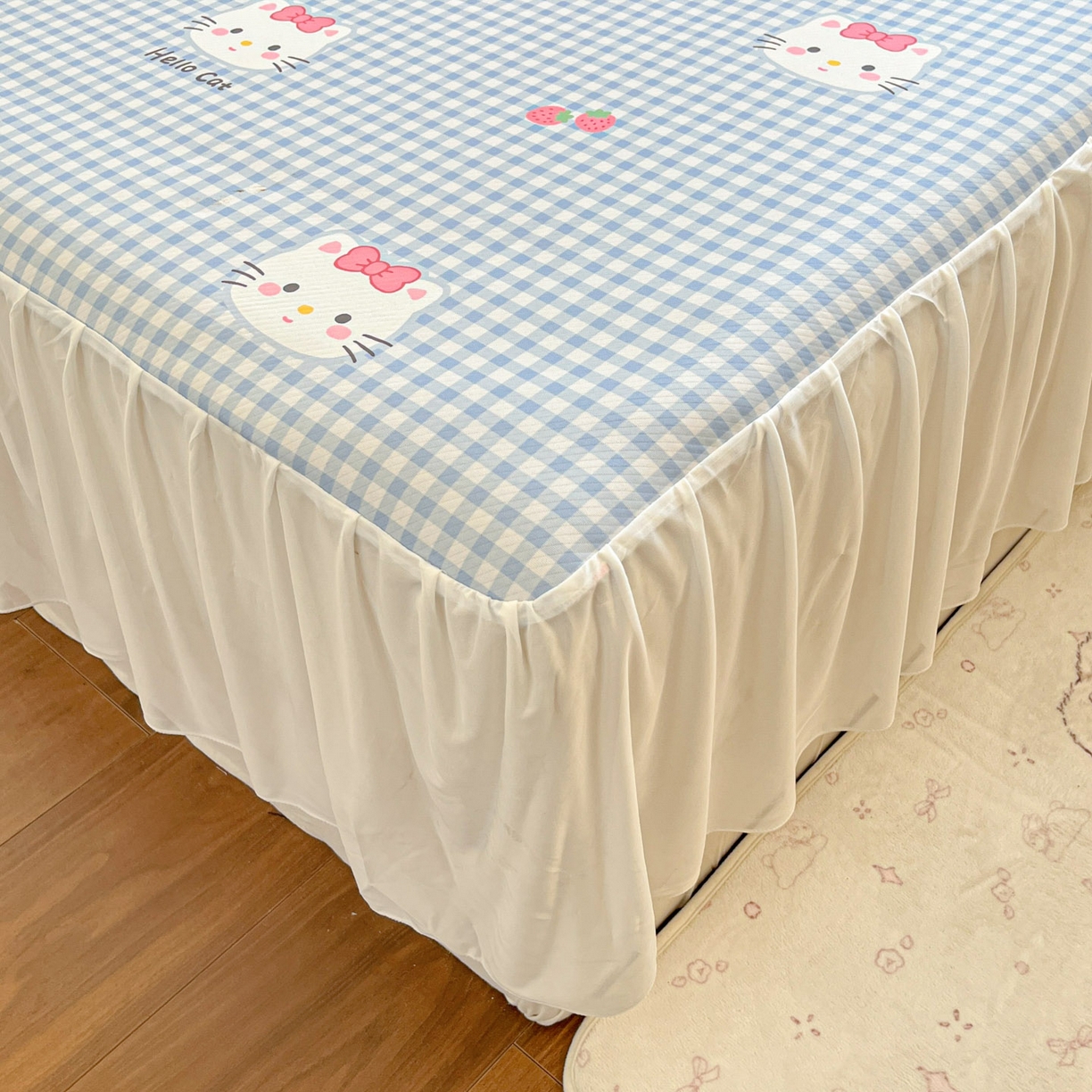 91家纺网 家纺一手货源 找家纺 川悦生活 2026新款雪纺冰丝床裙凉席三件套 床裙草莓喵