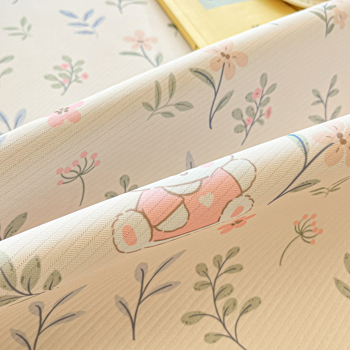 91家纺网 家纺一手货源 找家纺 川悦生活 2026新款雪纺冰丝床裙凉席三件套 床裙春日小狗