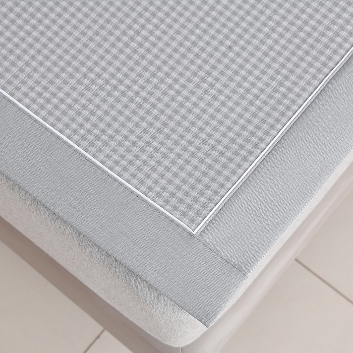 91家纺网 家纺一手货源 找家纺 （总）小牛席业 2026新款【实拍风格】双PE高凉感-腊肠狗格纹提花冰丝席凉席竹席藤席冰藤席乳胶席豆豆席