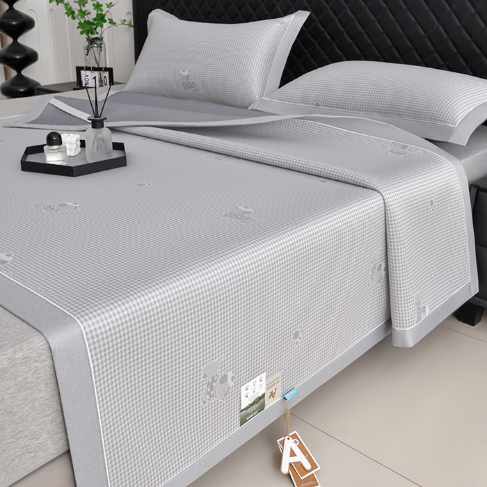 91家纺网 家纺一手货源 找家纺 小牛席业 2026新款【实拍风格】双PE高凉感-腊肠狗格纹提花冰丝席凉席竹席藤席冰藤席乳胶席豆豆席 灰色