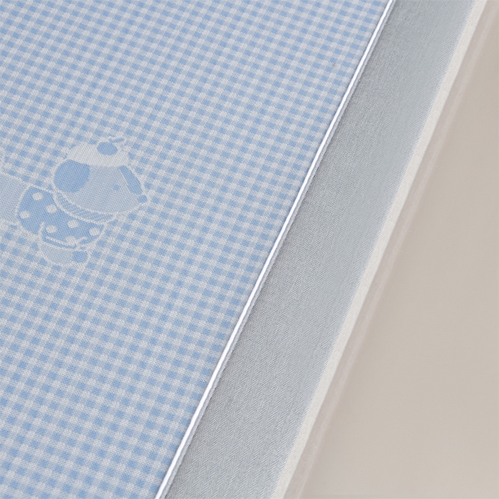 91家纺网 家纺一手货源 找家纺 小牛席业 2026新款【实拍风格】双PE高凉感-腊肠狗格纹提花冰丝席凉席竹席藤席冰藤席乳胶席豆豆席 蓝色