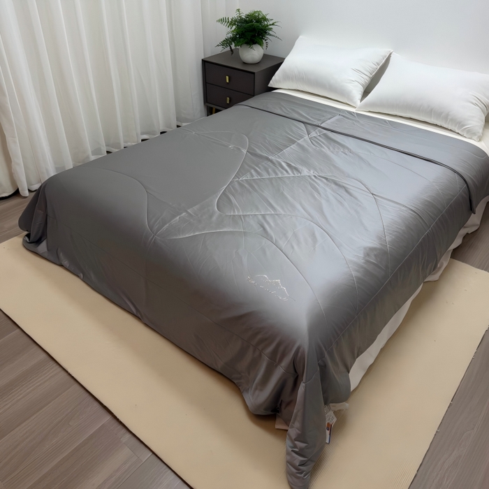 91家纺网 家纺一手货源 找家纺 （总）申龙家纺  2026新款亮丝冰雕丝绸凉感丝夏凉被